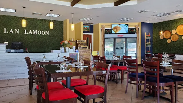 Lan Lamoon Authentic Thai Bistro