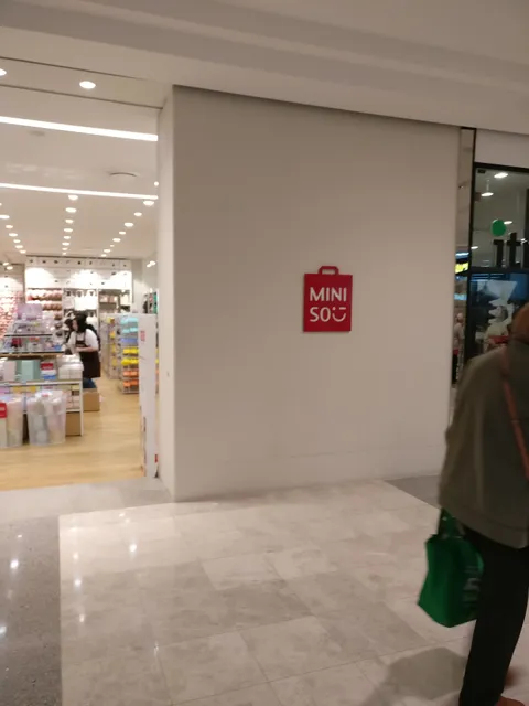 MINISO Hurstvile