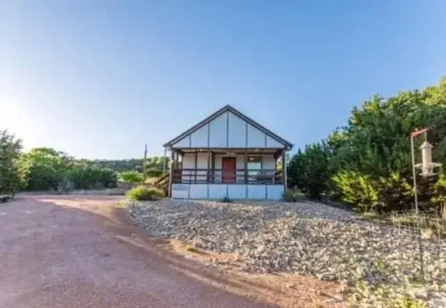 Tuscan Cottage, Appian Way