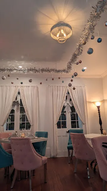 Field's Mediterranean Biloxi