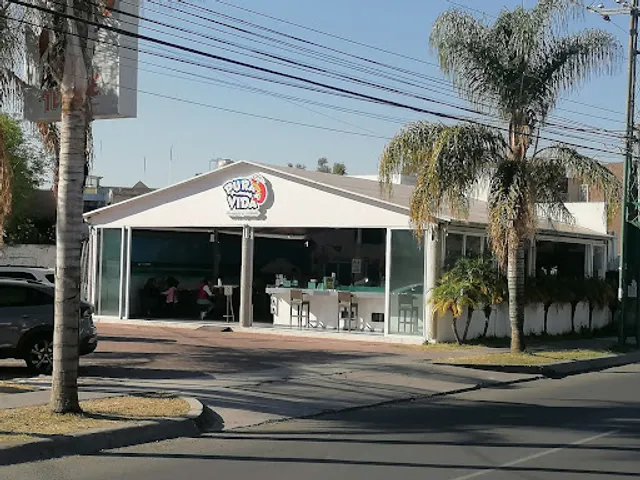 Mariscos y Cócteles Pura Vida
