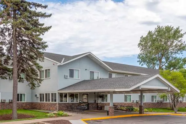 Super 8 by Wyndham Duluth