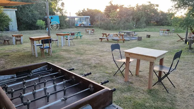 El Colectivo Restobar - Punta Indio - [Abierto por eventos/fechas especiales. Abierto en temporada de verano]