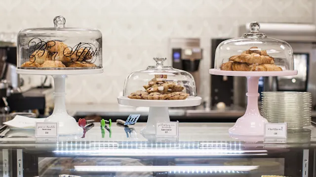 Le Petit Cafè Fleuri