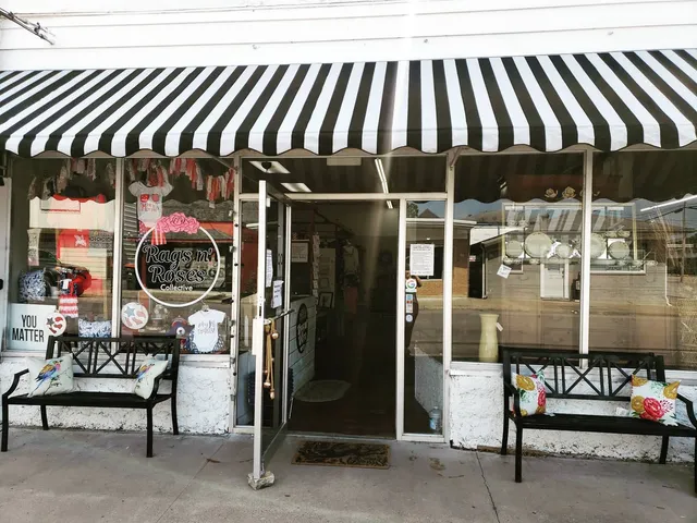 Rags n' Roses Collective