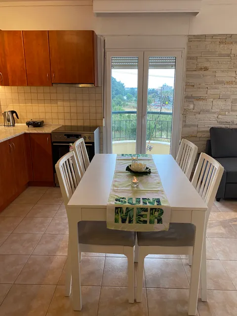 Sea Breeze Apartment