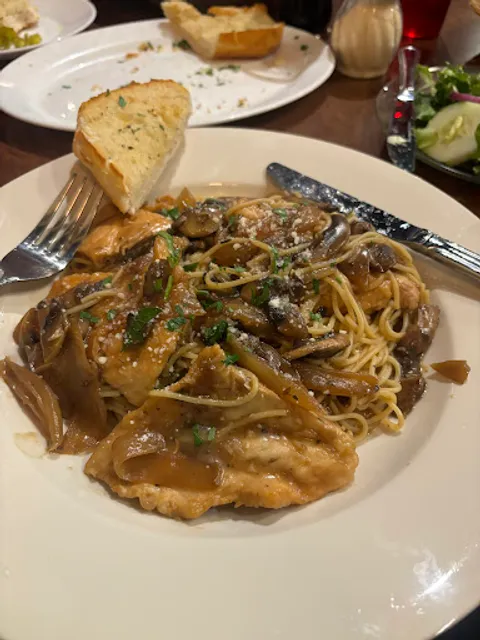 Pizza Mia Restaurant, Bar & Breakfast