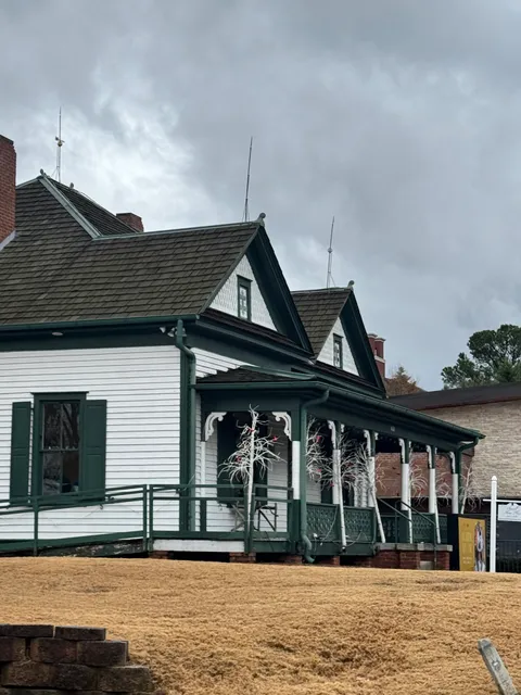 Spruill Gallery & Gift Shop