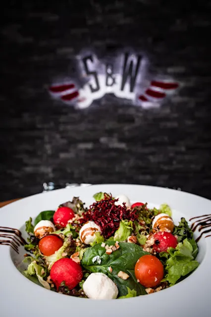 Salads&Wings Acapulco