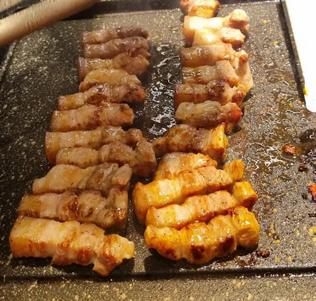 하남돼지집 월곡역점