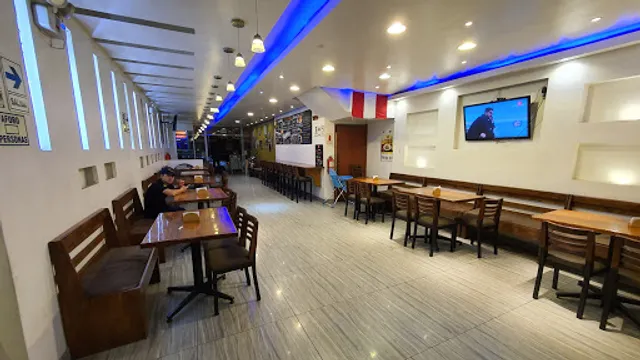 Miguelón Restaurant - Sanguchería