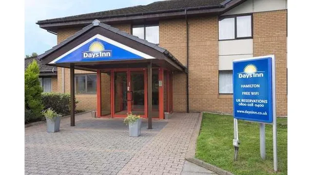 Days Inn by Wyndham Hamilton