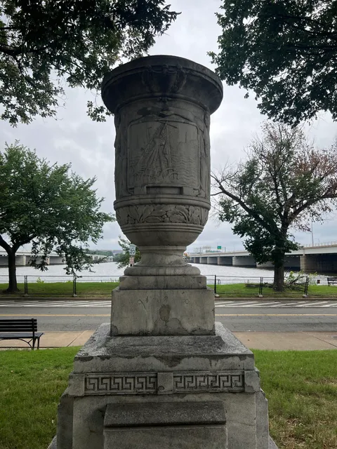 Cuban Friendship Urn