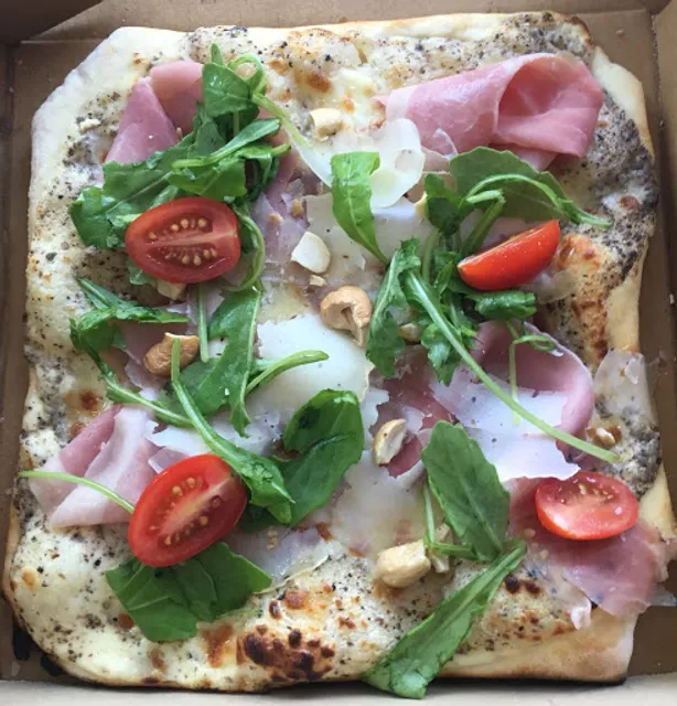 Laurent la PIZZA fine Cauderan Bordeaux