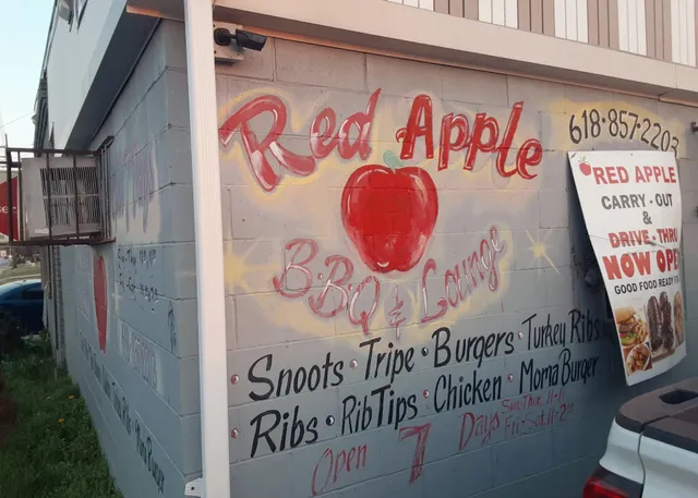 Red Apple BBQ & Lounge