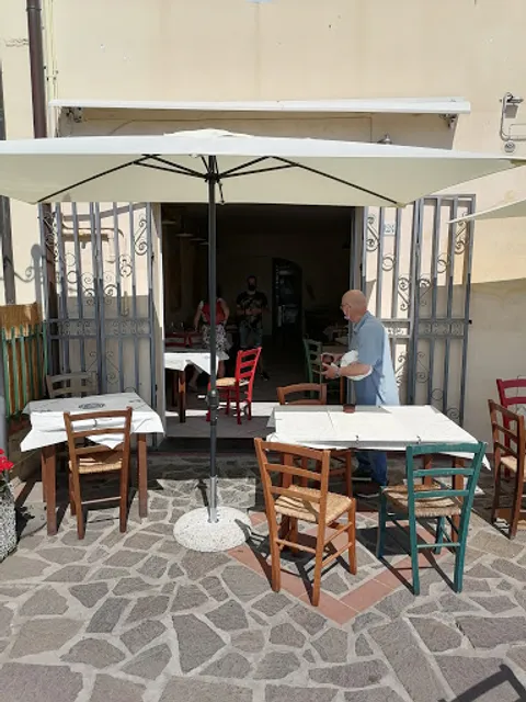 L’isola dei gabbiani by Tripola