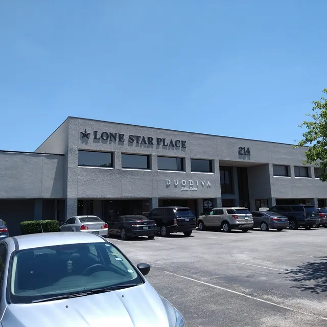 Annie Earl's Art Gallery