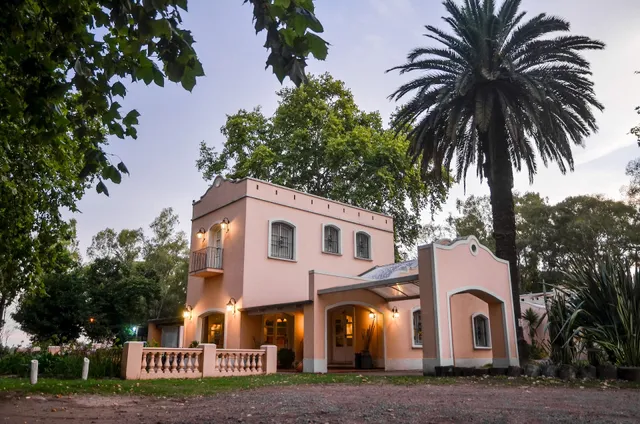 Hotel de Campo Cerrito Colorado