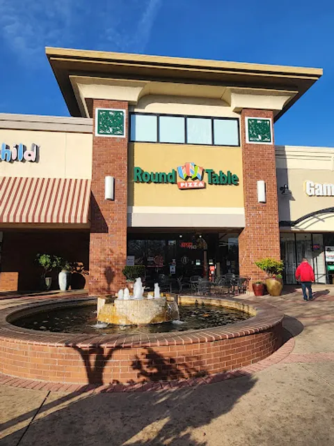 Round Table Pizza