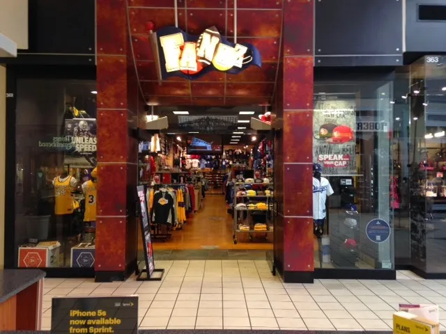 Fanzz Sports apparel by Lids