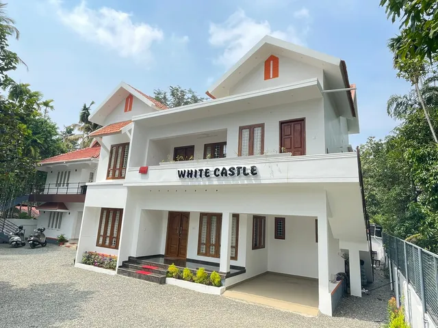 White Castle Resort in Alleppey