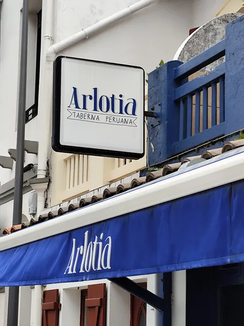 ARLOTIA taberna peruana