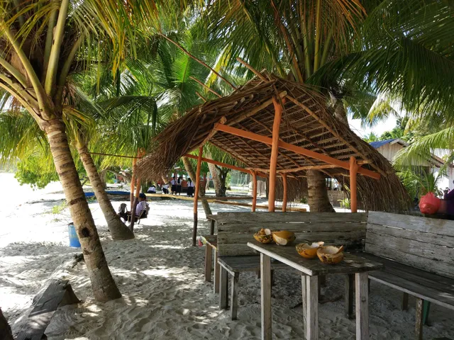 Pantai OHOIDER TAWUN