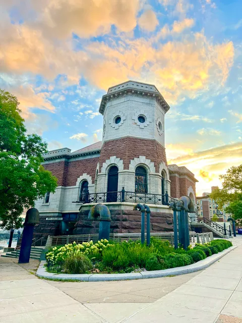 Harlem Stage Gatehouse