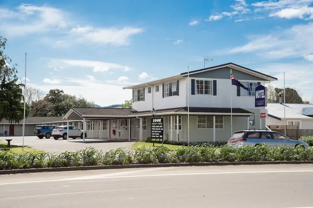 Colonial on Gladstone Motel