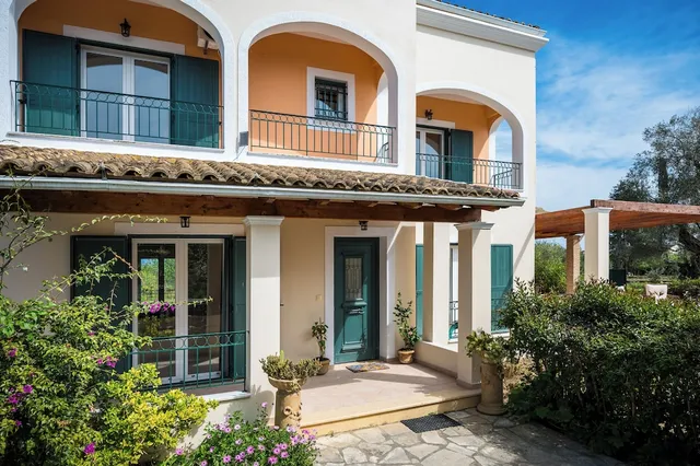 The Olive Project - Villa Maria