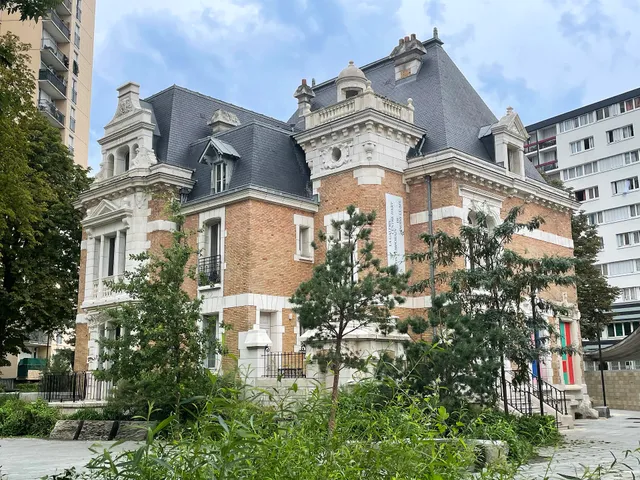 The Gallery - Contemporary Art Center of Noisy-Le-Sec