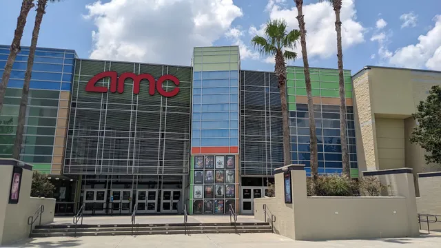 AMC Mall of Louisiana 15