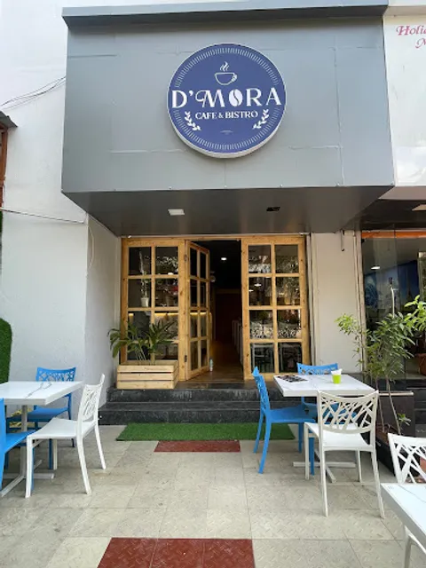 D’mora cafe & Bistro