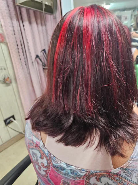 Curl-Ette Beauty Salon