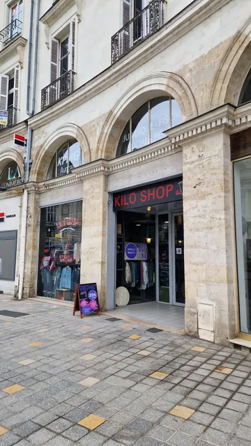 Kilo Shop Kawaii Tours