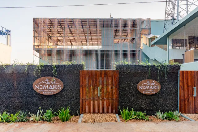 Nomads Resort Luxury Bathtub Suites and Private Pool