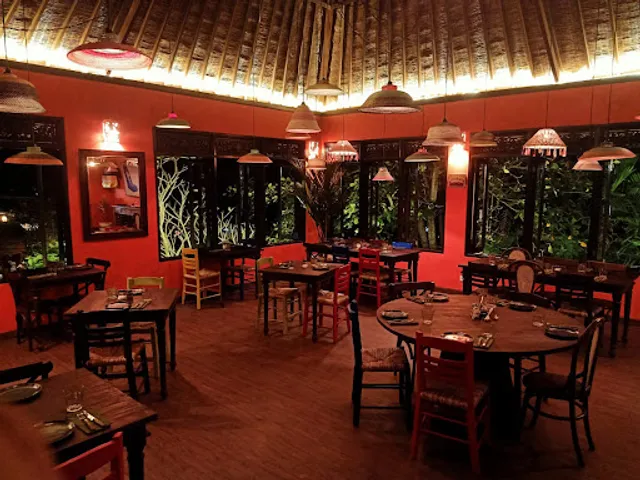 Noema Greek Restaurant & Bar