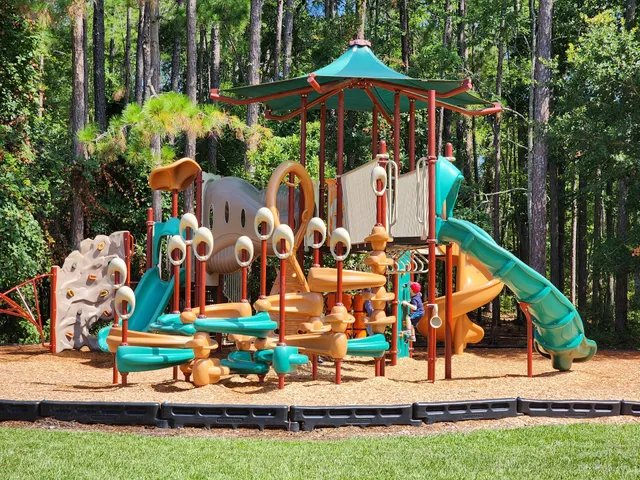 Julington Creek Plantation Treehouse Trails Park