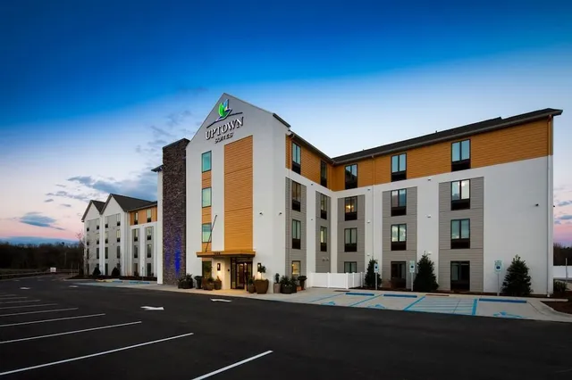 Uptown Suites Extended Stay Denver Tech Center CO - Centennial