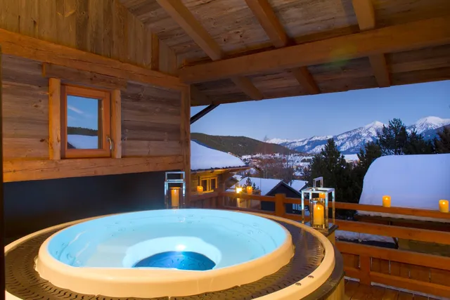Les Chalets Secrets Collection
