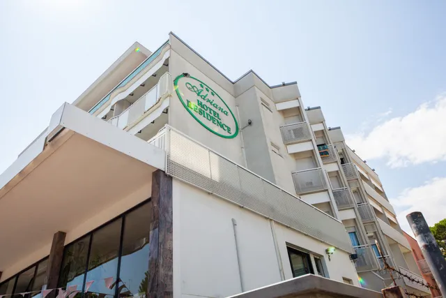 Hotel Residence Adriana Di Gardini Aldo & C. Sas