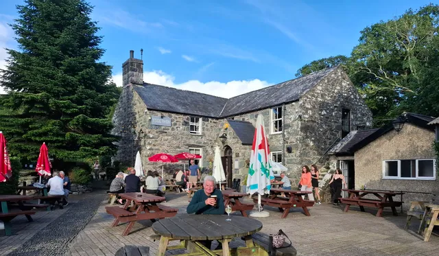 Bryn Y Bwyd C & CC 5CS