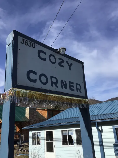 Cozy Corner Motel