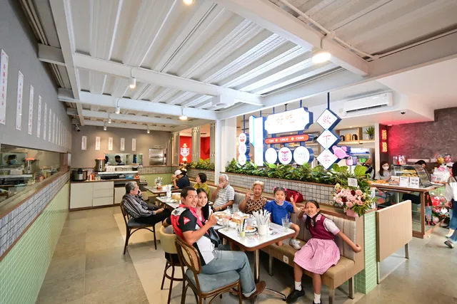 Three Uncles Palembang