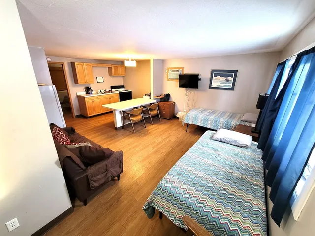 The Ada Motel & Laundromat