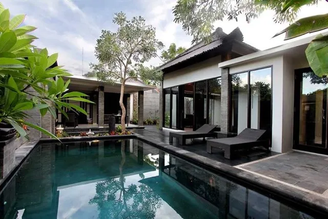 Gino Feruci Villa Lovina