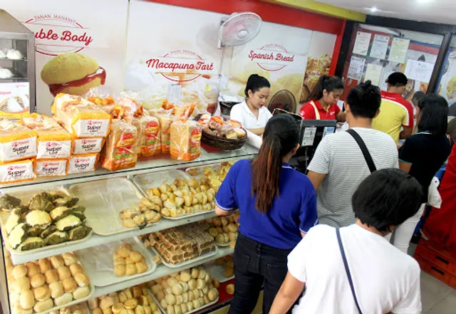 Merzci Gatuslao - Bakeshop, Fastfood and Pasalubong