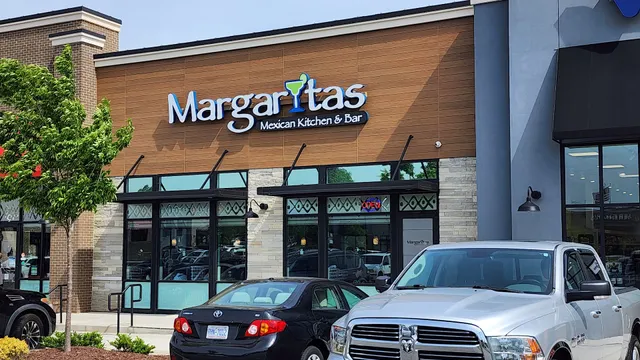 Margaritas at Riverbend