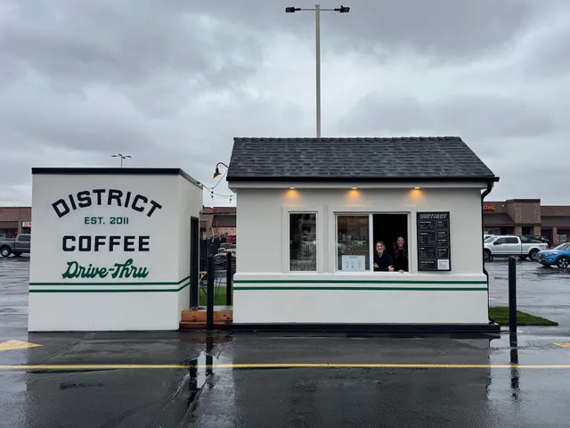 District Coffee - Drive Thru