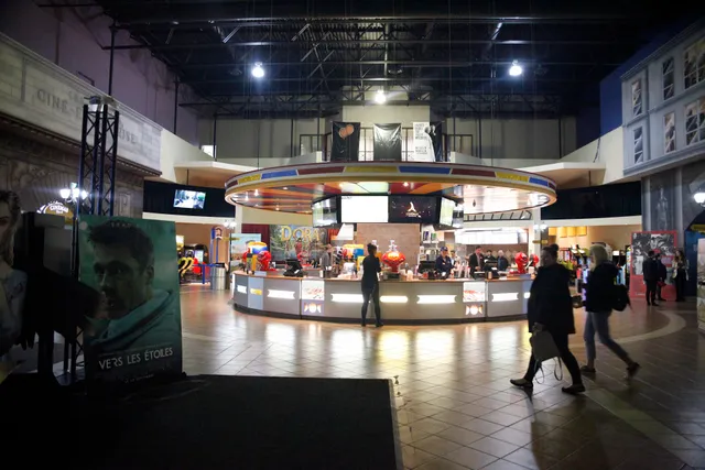 Cinéma Triomphe + XPX